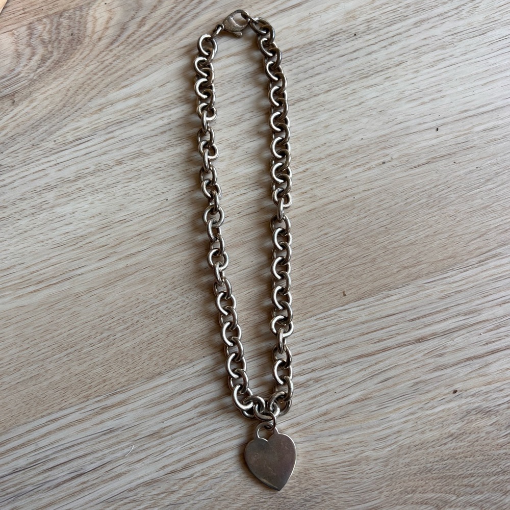 Tiffany and Company chain heart necklace